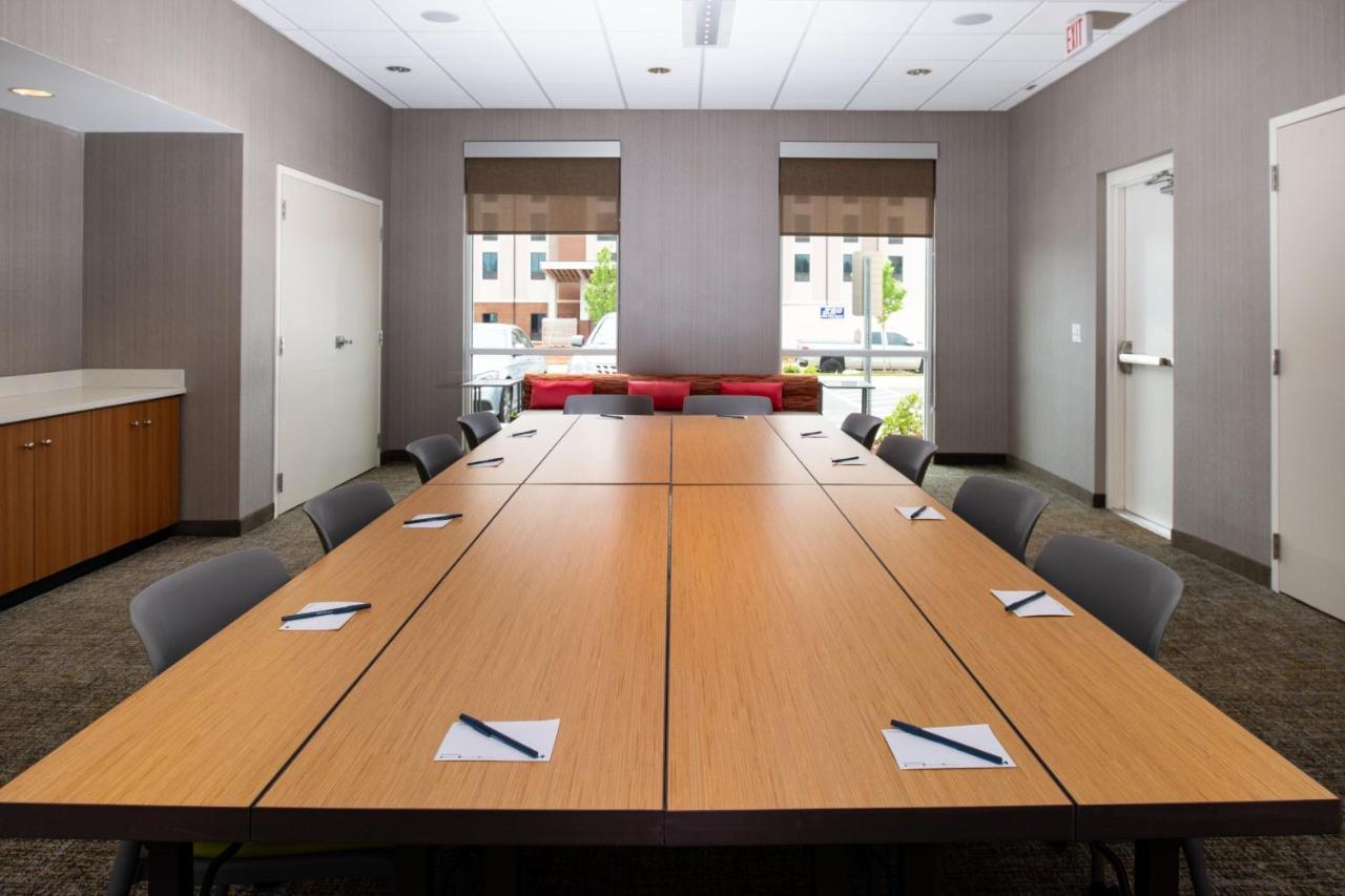 Springhill Suites By Marriott Greensboro Airport Eksteriør billede