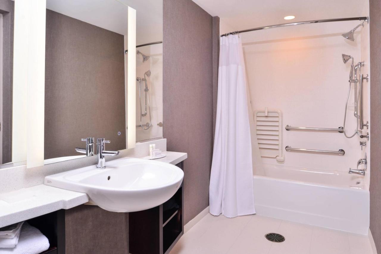 Springhill Suites By Marriott Greensboro Airport Eksteriør billede
